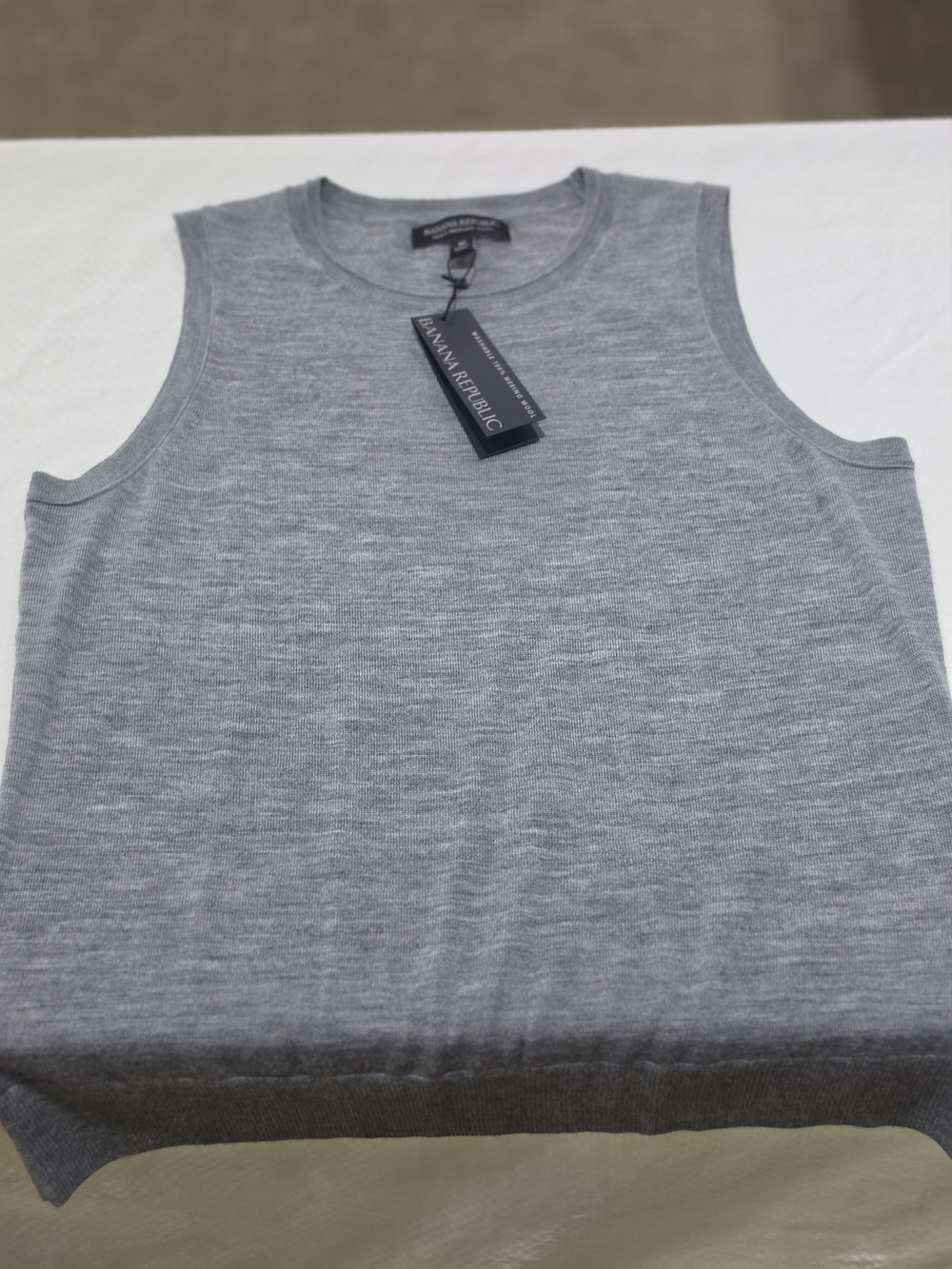 Banana Republic Gray Merino Wool Crewneck Sleeveless Tank/Sweater - Picture 6 of 8